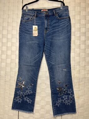 Johnny Was Stars Dance Cropped Baby Boot Jeans Size 32 Stars embroidered NWT